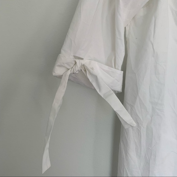 Aritzia | Babaton Malik Blouse off Shoulder - Picture 3 of 11